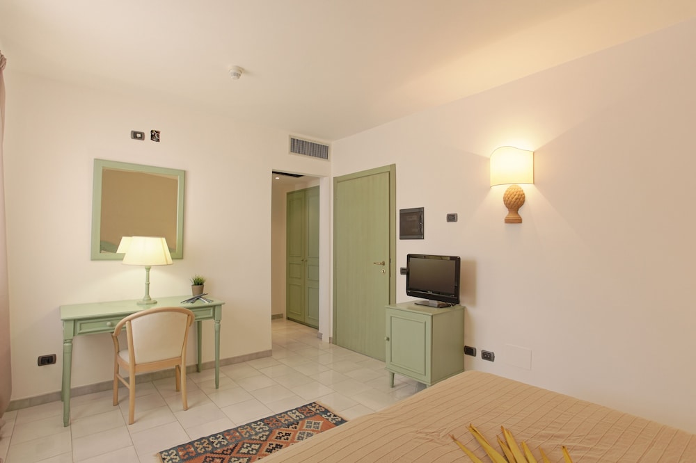 HOTEL PUNTAMAJATA 14/29