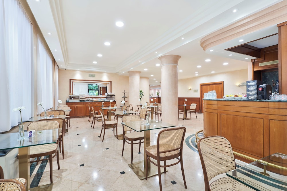 Hotel Cyrano 38/50