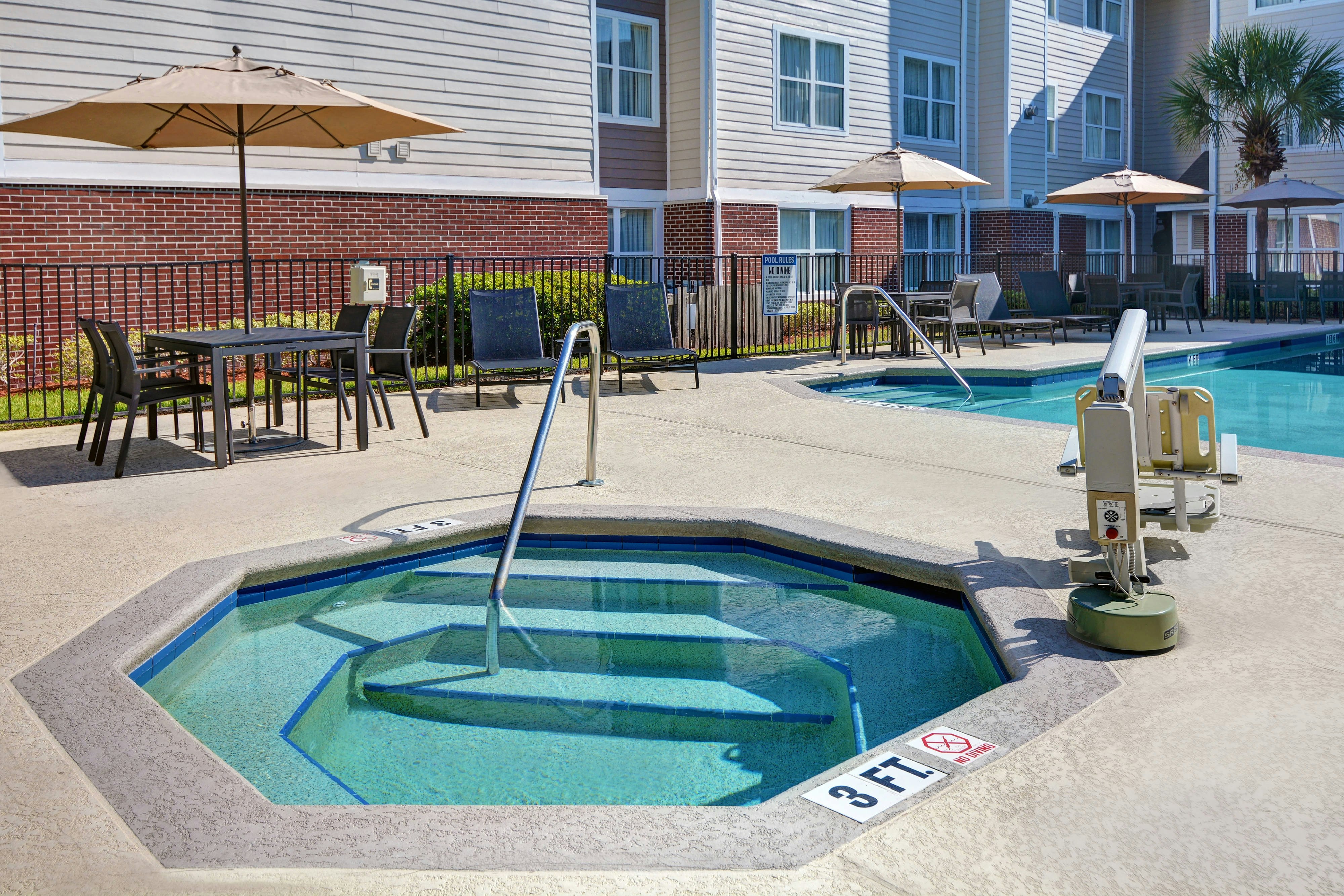 Residence Inn Jacksonville Butler Boulevard 16/17