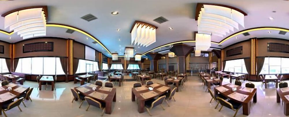Grand Cali Hotel 35/50