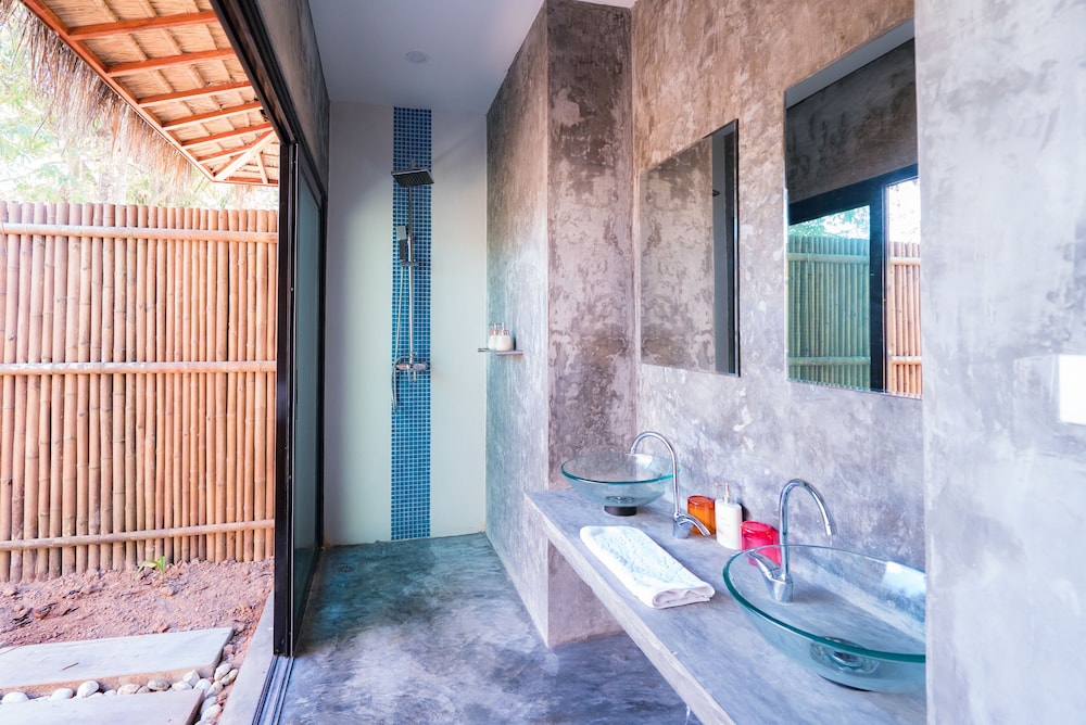SANCTUARY NAM NGUM BEACH RESORT 27/53