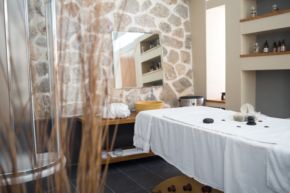 Antinea Suites and Spa 26/75