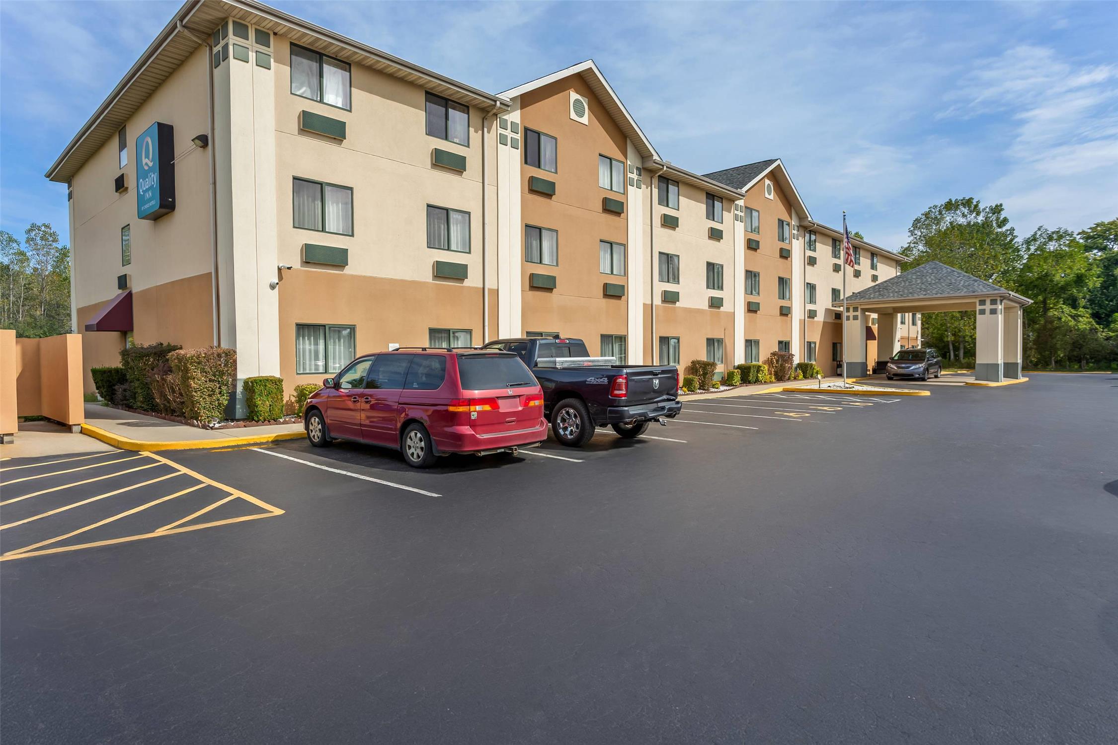 Quality Inn Sawyer, MI 32/35