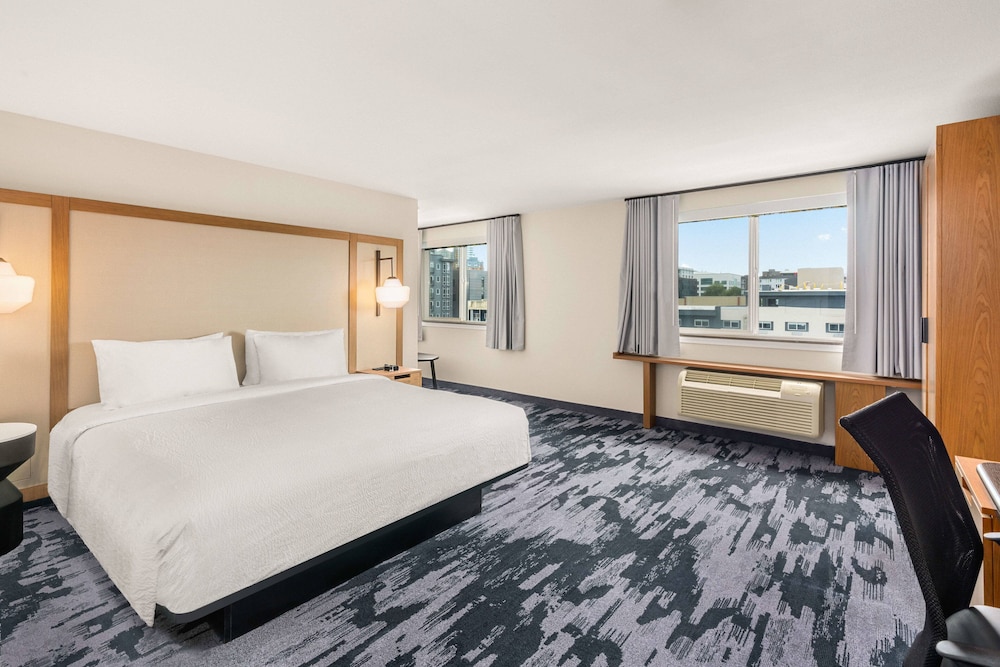 Fairfield Inn & Suites by Marriott Seattle Downtown/Seattle Center 8/23