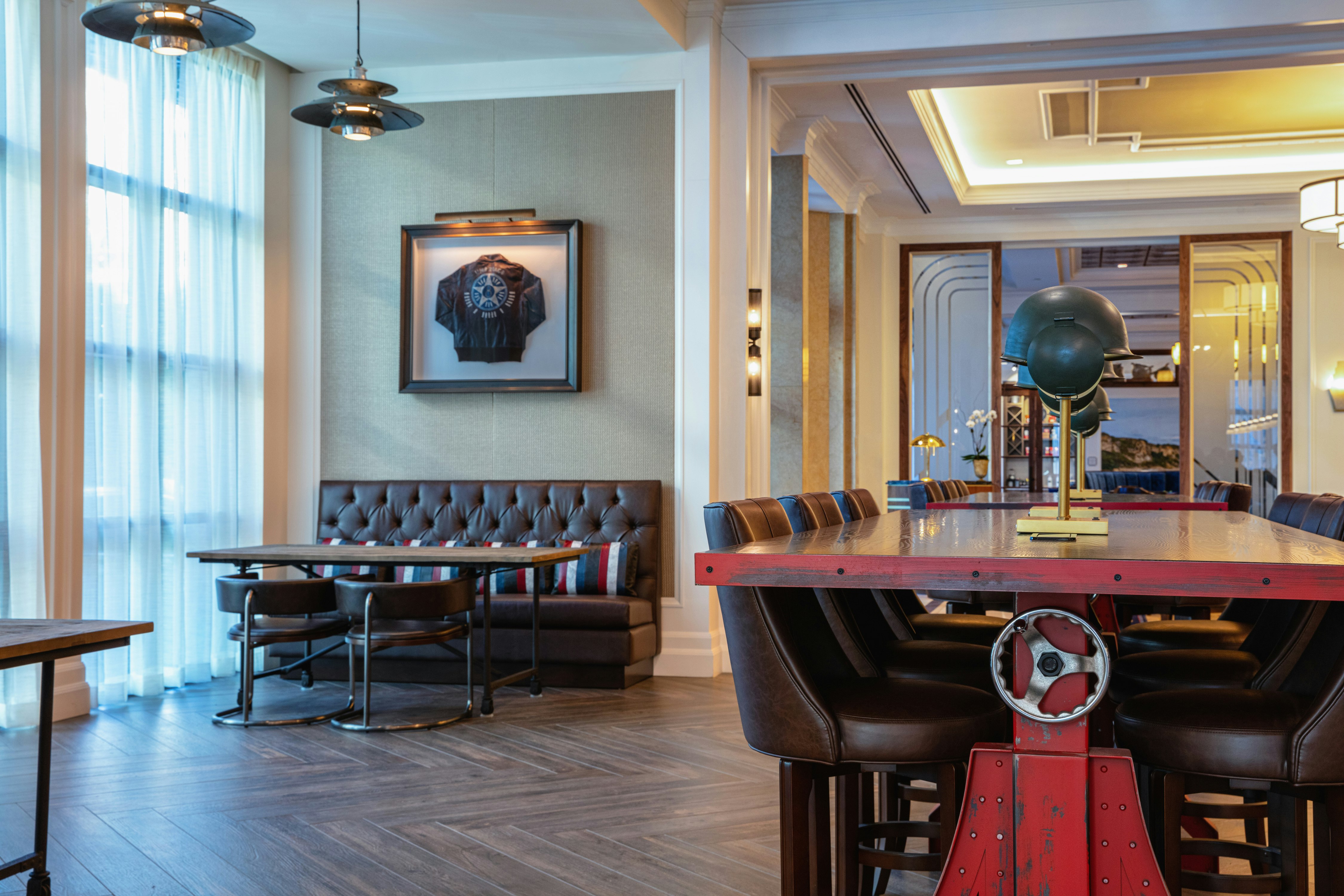 The Higgins Hotel New Orleans, Curio Collection by Hilton 69/77