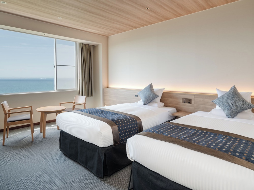 Kamenoi Hotel Awajishima 10/46