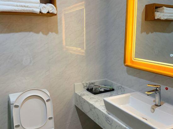 Ginza Hemei Hotel (Jinan Gaoxin Wanda Exhibition Center) 28/28