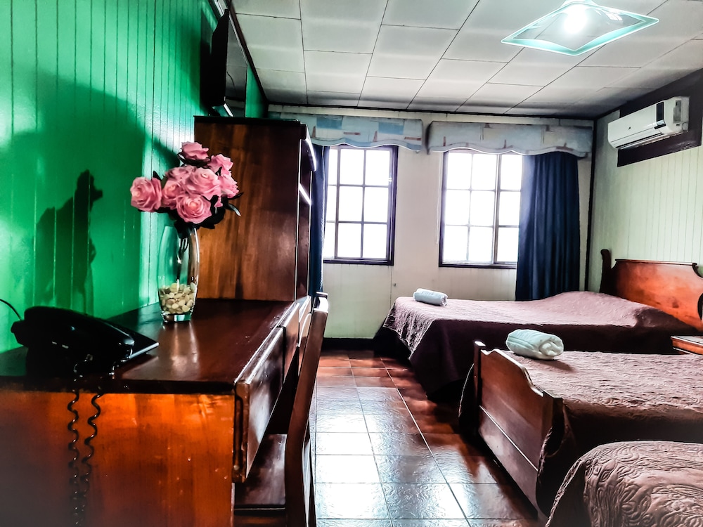 Hotel Casa Las Orquideas 53/72