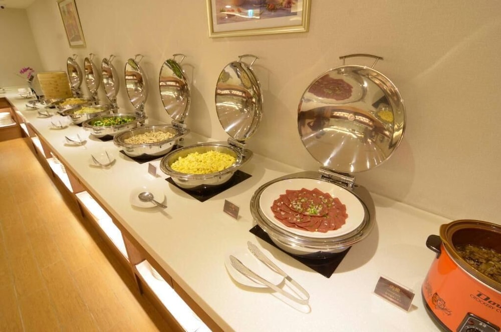 Fuward Hotel Tainan 53/64