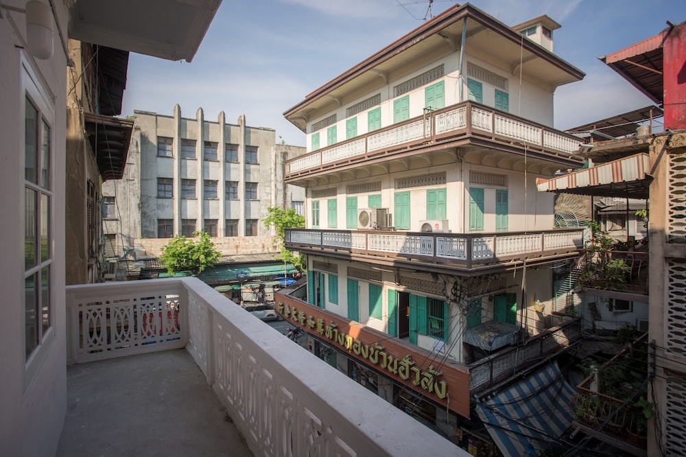 Nornyaowarat Hostel 2/29