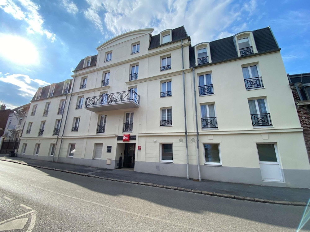 Ibis Valenciennes 4/72