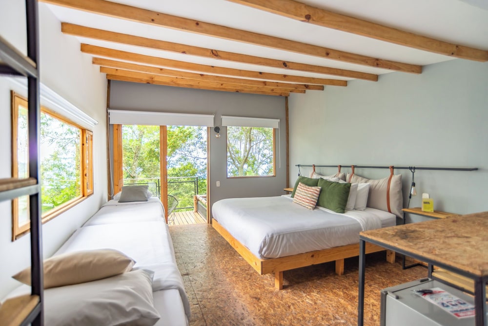 Hotel La Palma y El Tucan 6/50