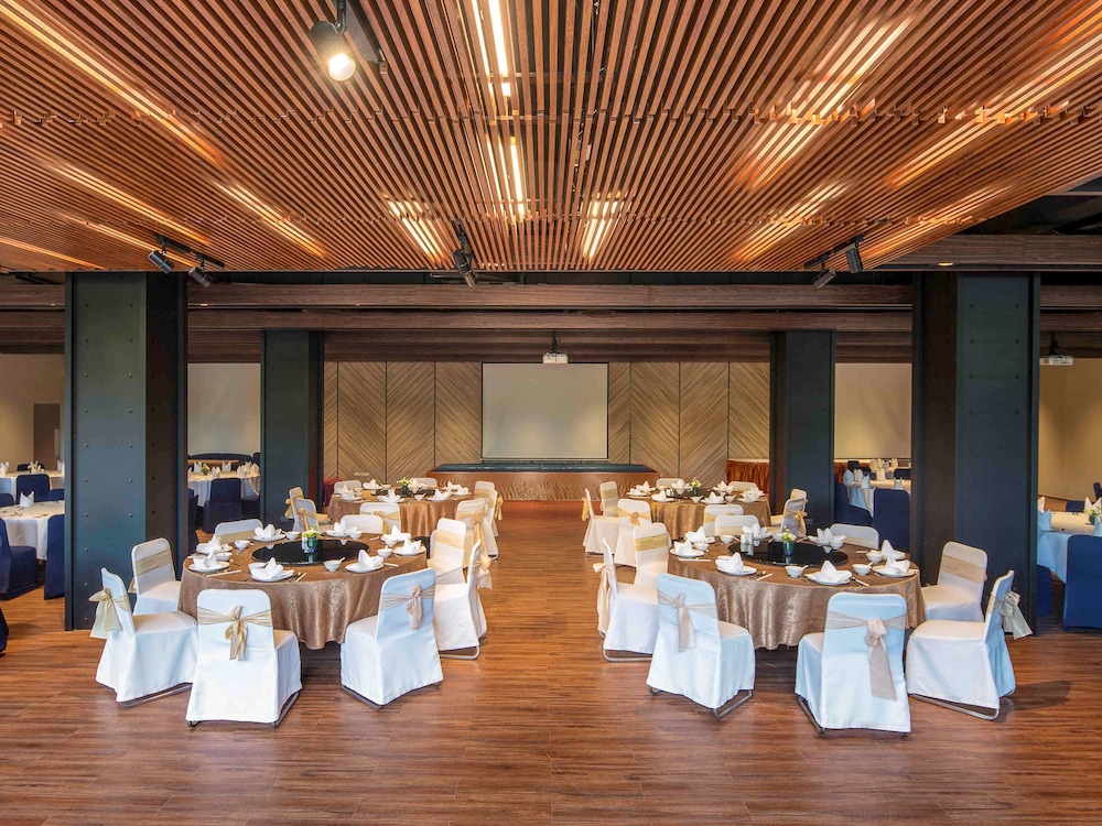 Novotel Bangkok Bangna 49/74