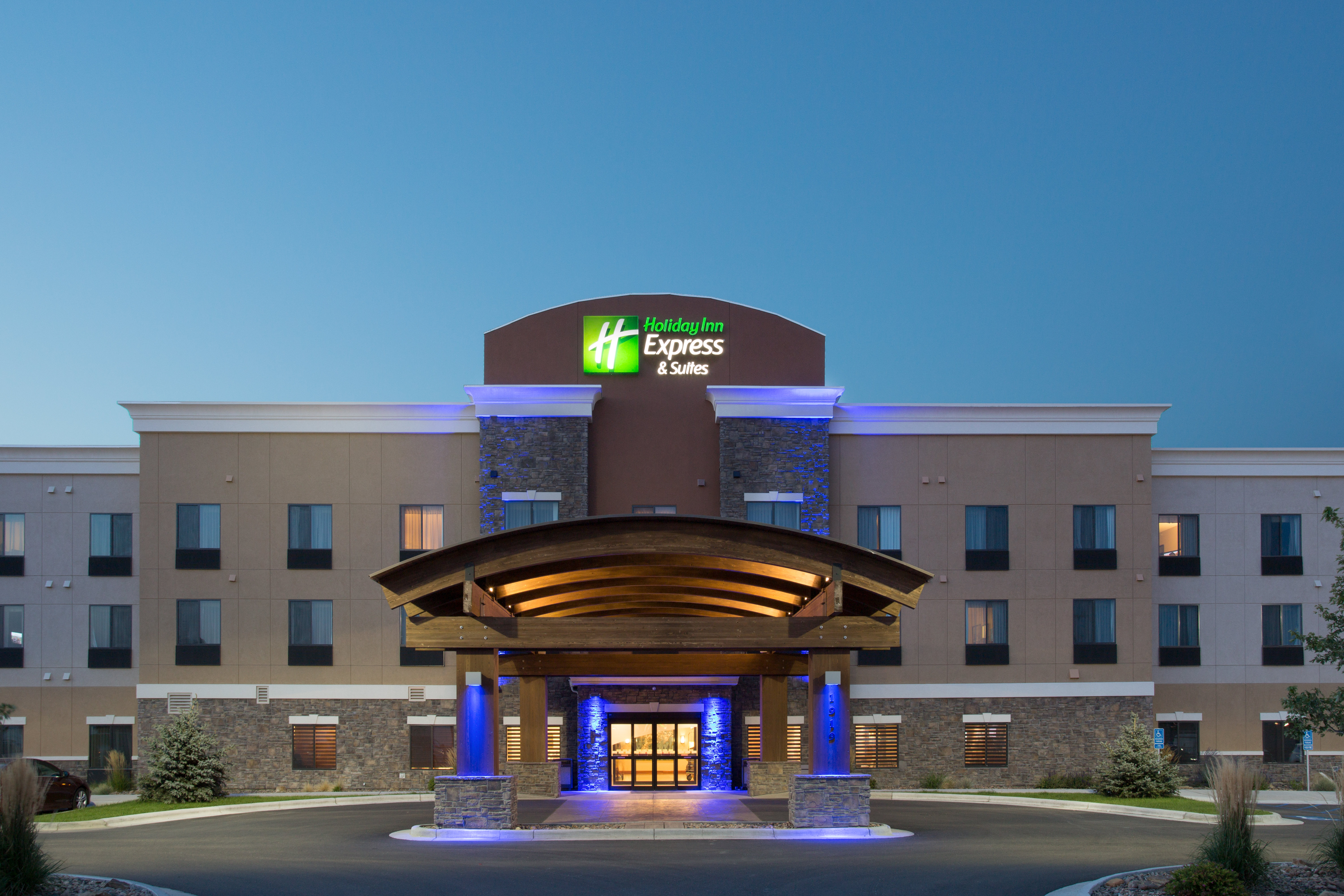 Holiday Inn Express Hotel And Suites Glendive 2/60