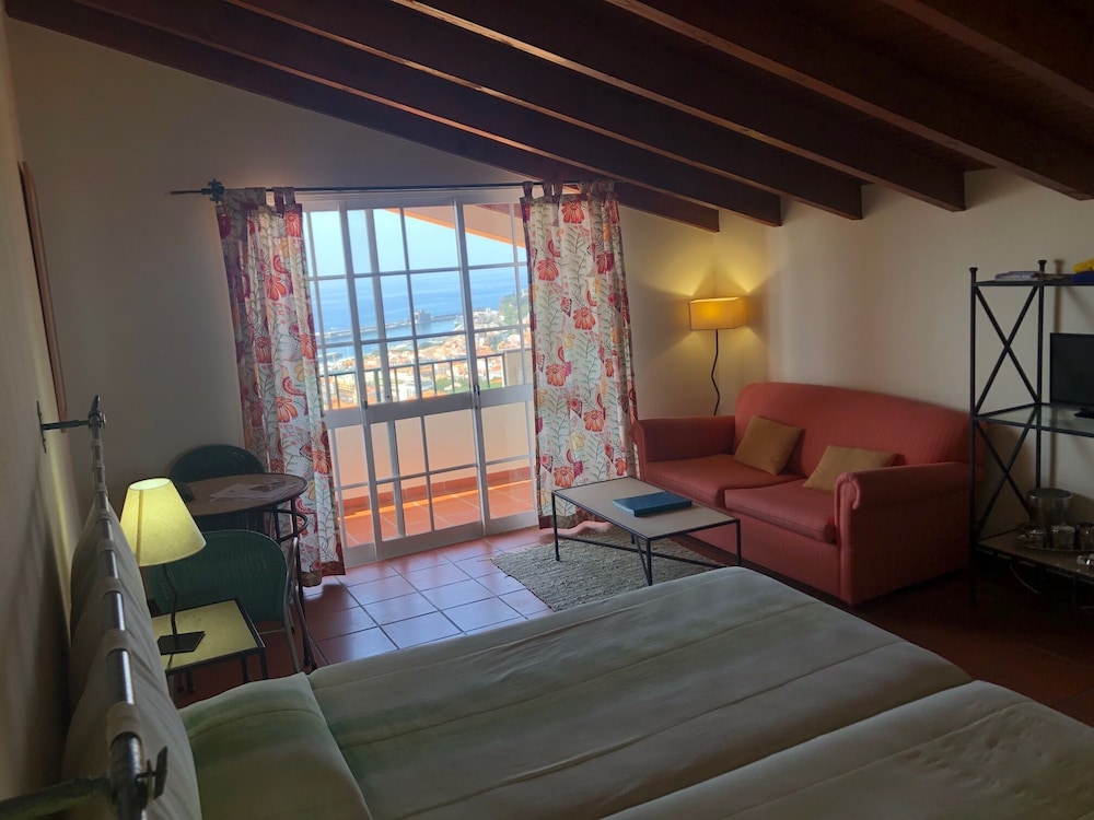 Quinta Mae Dos Homens 13/29