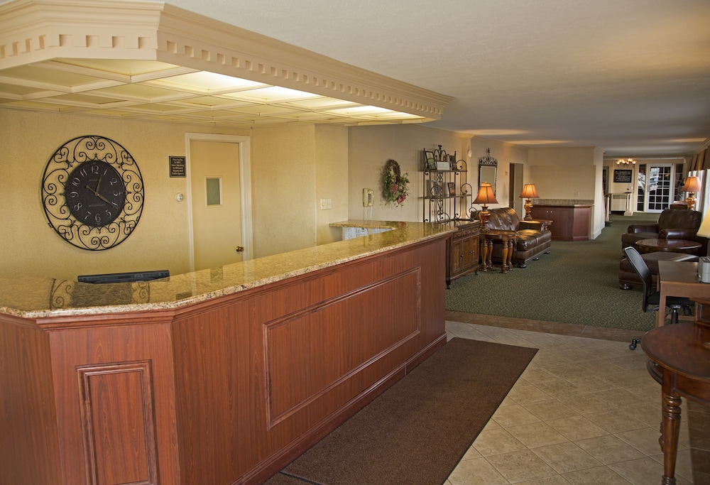 Magnuson Grand Pioneer Inn And Suites 6/48