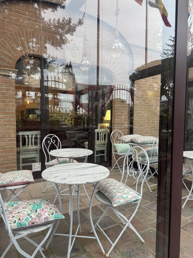 Euro House Inn Airport Hotel Residence 38/72