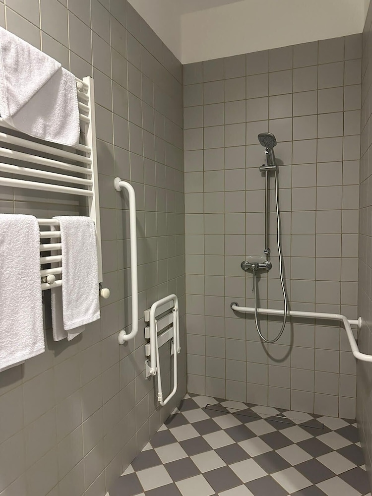 Le Port Apart Hotel 47/49