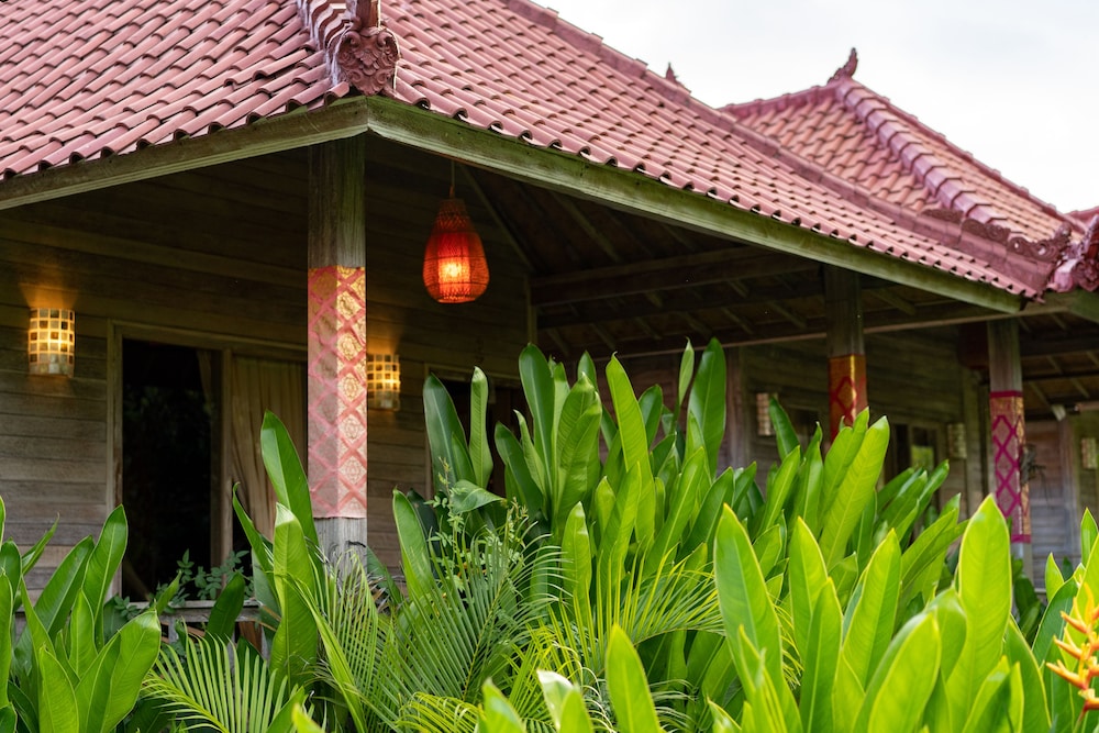 The Canda Villas 32/32