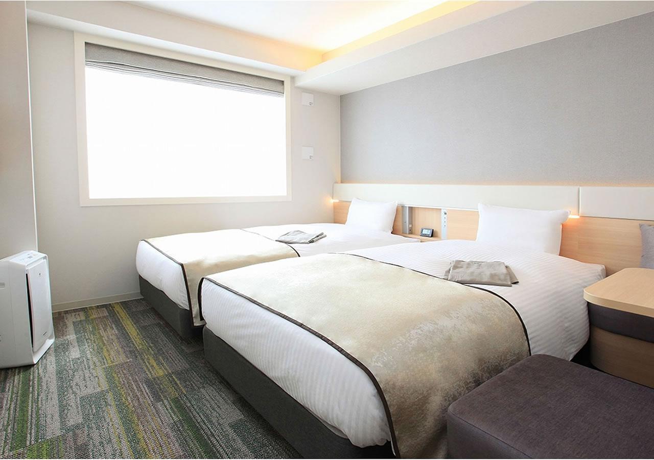 غرفة بسريرين منفصلين تُحدَّد حسب التوفر مفردة بسرير مزدوج، Urban Hotel Kyoto Gojo Premium 2/2