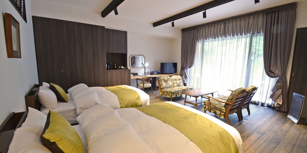 Auberge Yusura 8/50