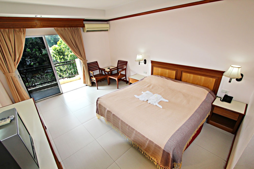 Lek Villa 18/59