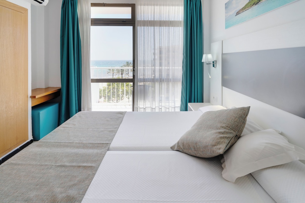 Hotel Amic Miraflores 19/50