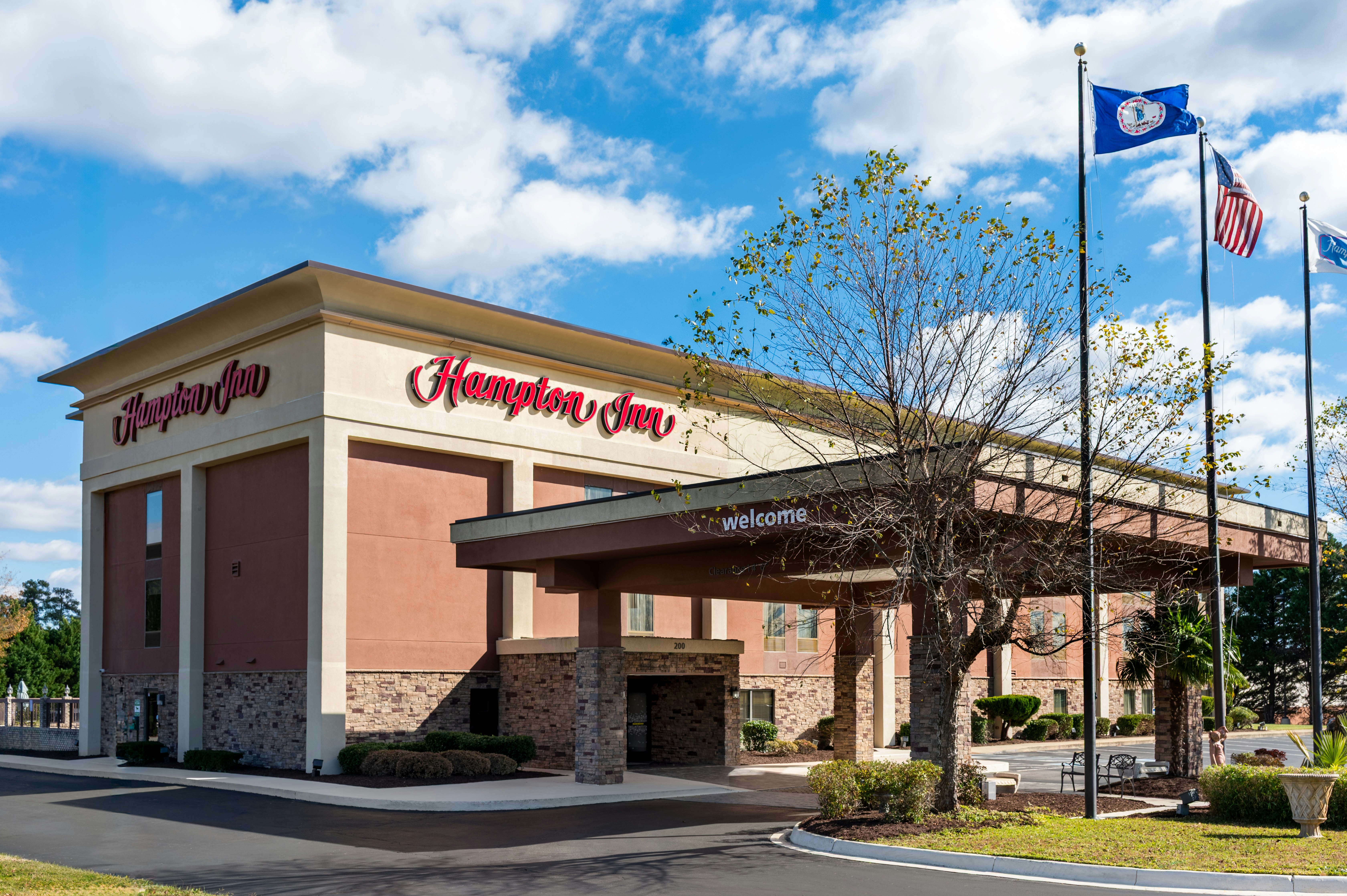 Hampton Inn South Hill 2/18