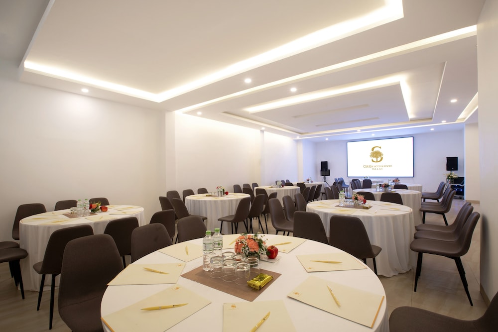 Cereja Hotel & Resort Dalat 30/50