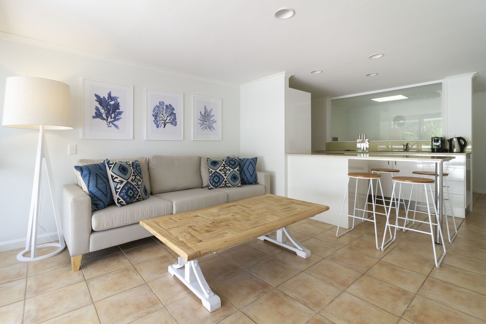 Apartments At the White House Port Douglas 37/65