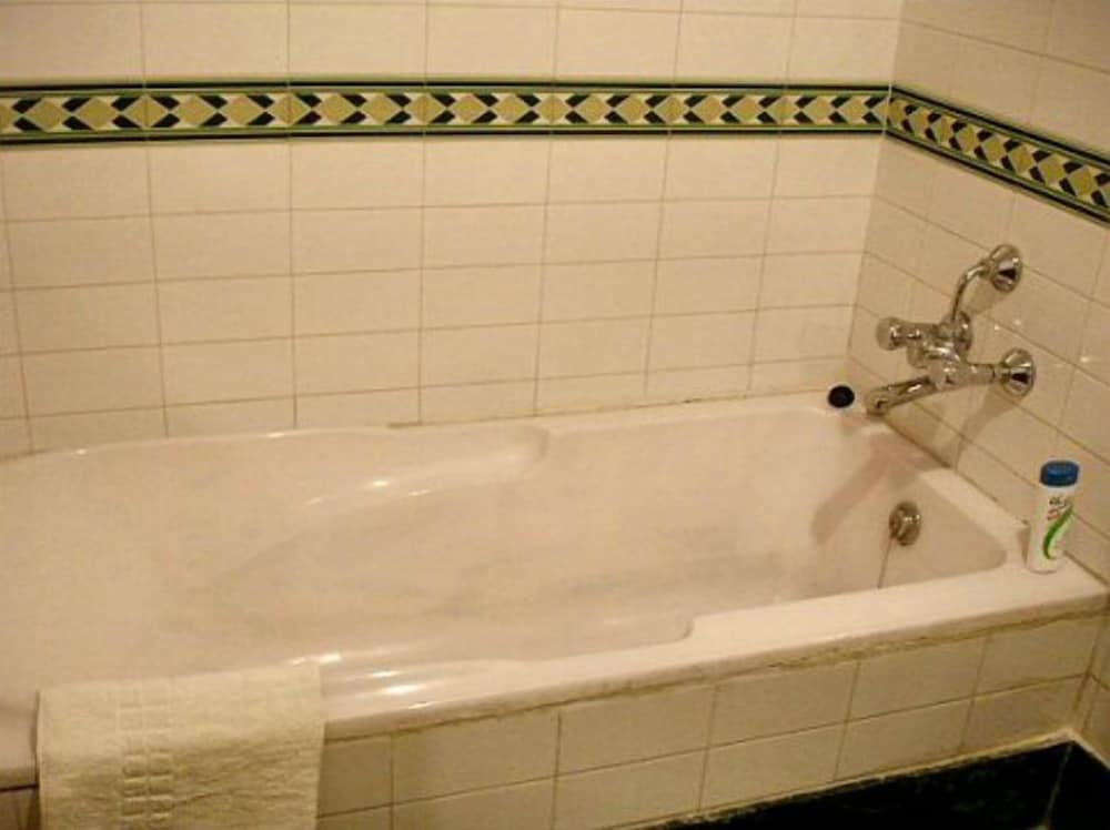 Vaibhav Hotel 23/46