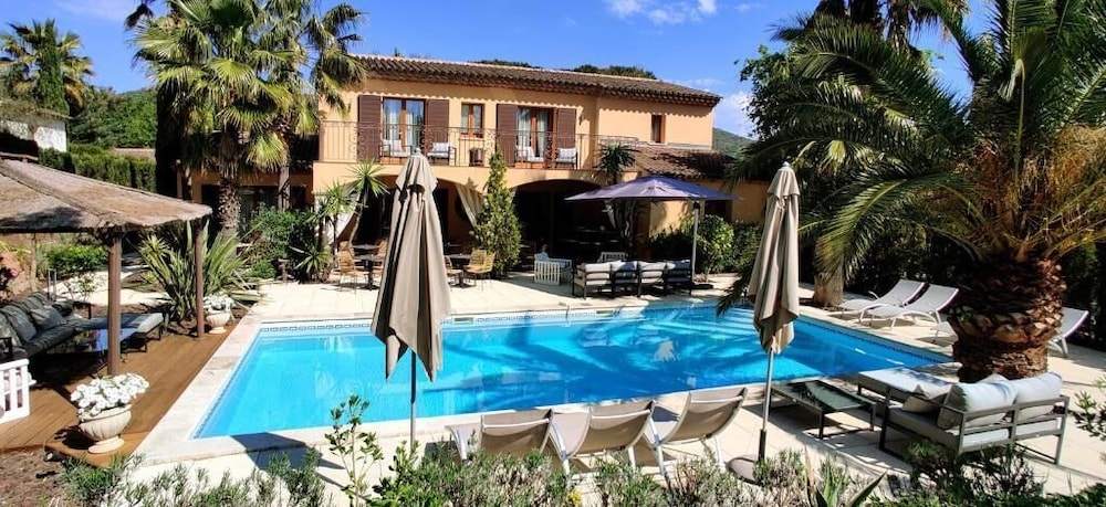 Maison Prestige Roberto Geissini 43/50
