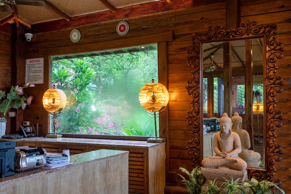 Stonewater Eco Resort 5/50