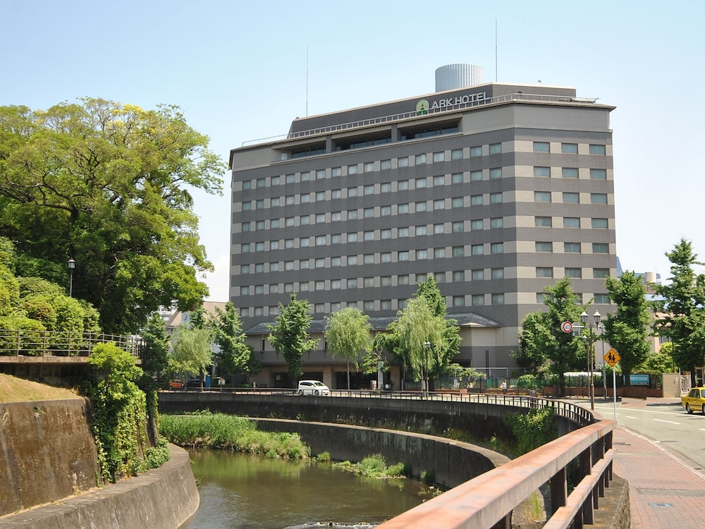 Ark Hotel Kumamotojomae 3/50