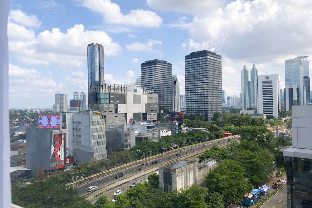 Smart Hotel Thamrin Jakarta 69/74