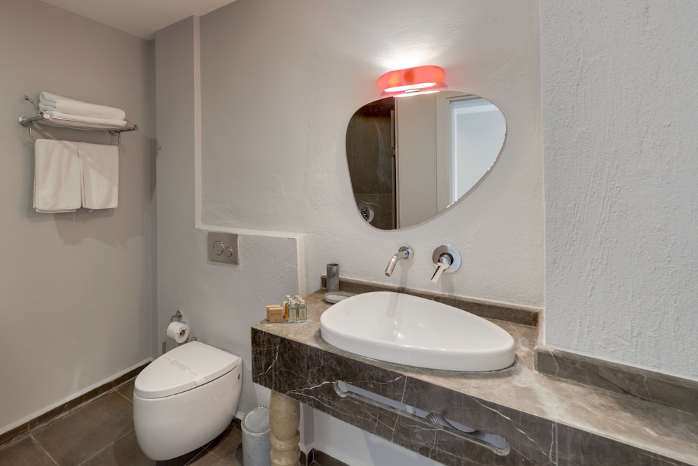 La Brezza Suite &amp; Hotel 25/63