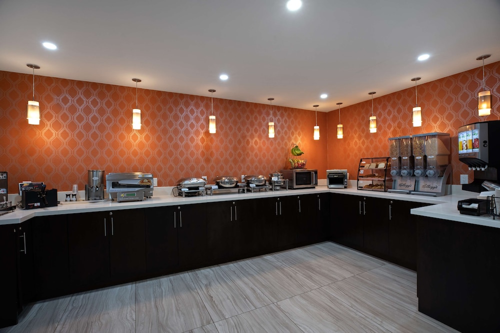 Best Western Plus Executive Inn 13/47