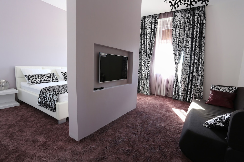 Starlight luxury rooms 29/50