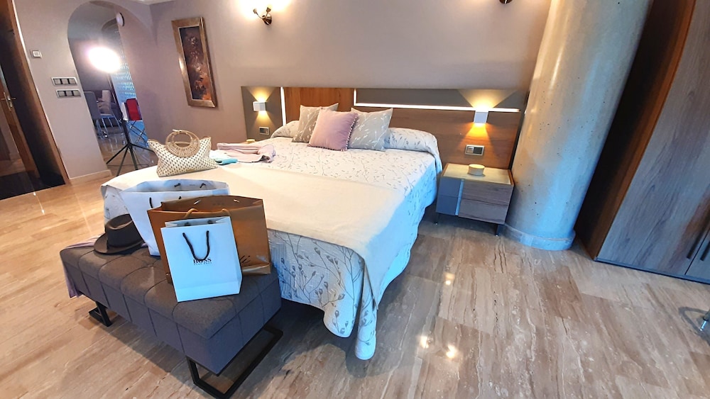 HOTEL PLAZA NUEVA 25/69