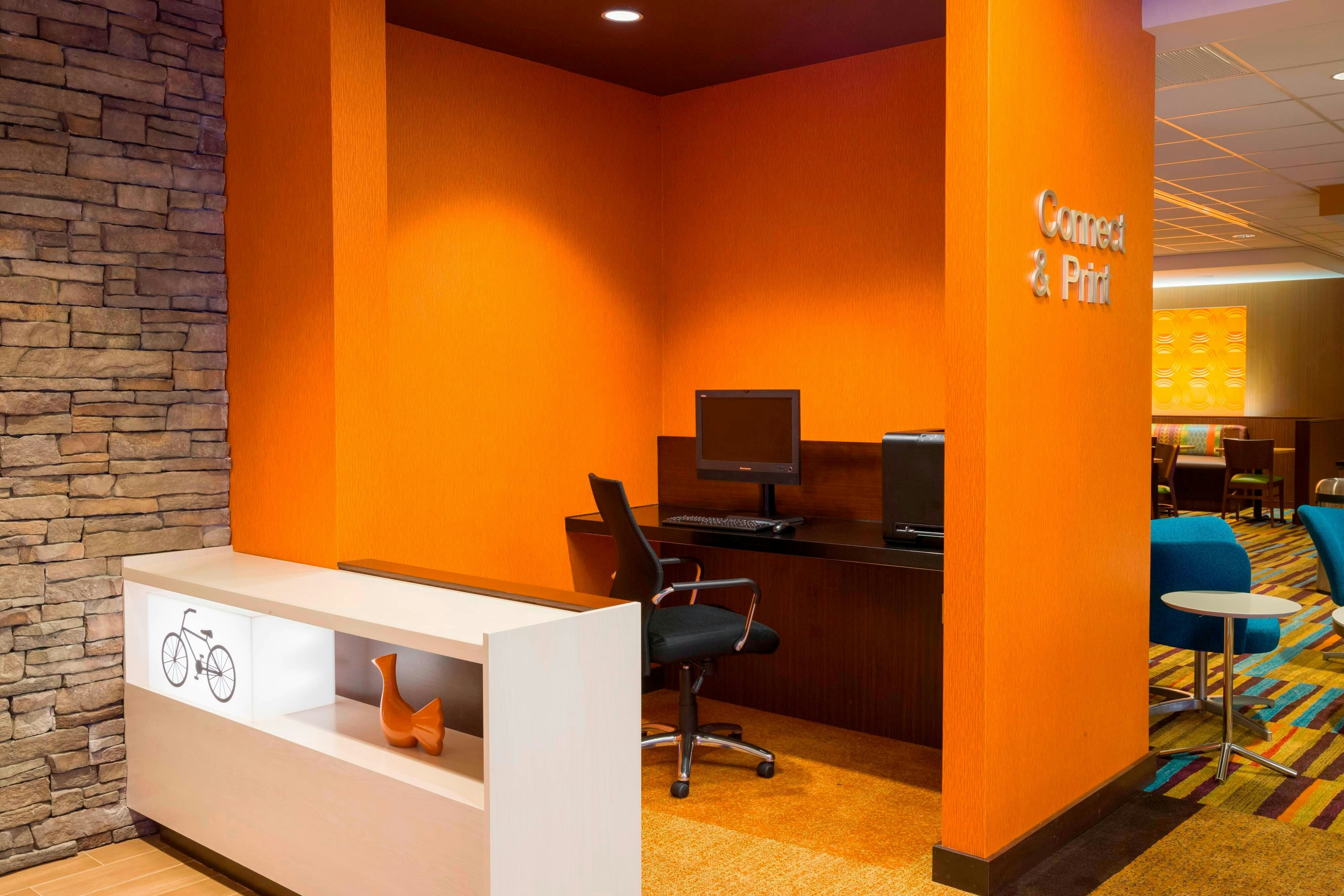 Fairfield Inn Suites By Marriott Paramus 40/47