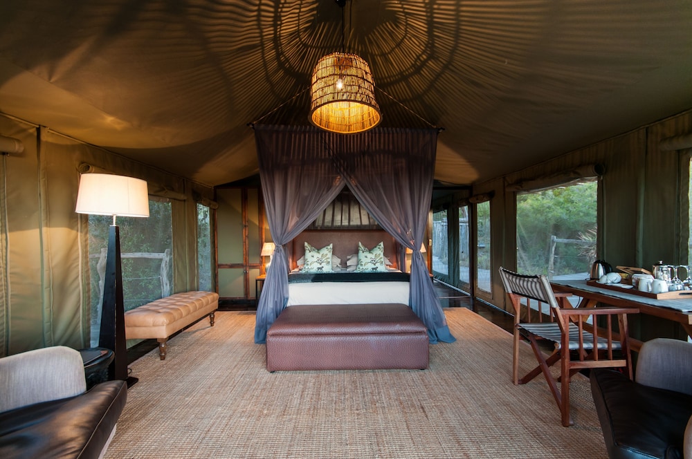 Hillsnek Safari Camp 17/50