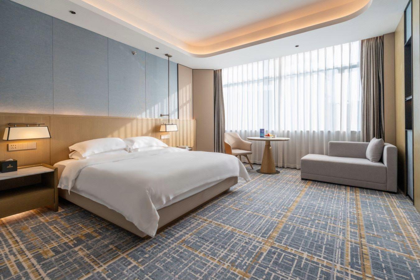 Ramada Plaza Wuxi 9/19