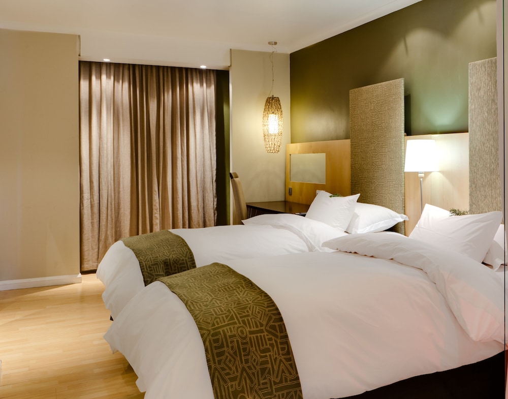 Protea Hotel Willow Lake 11/33