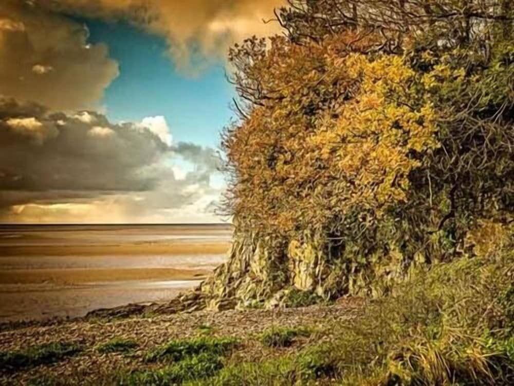 The Silverdale Hotel 40/46
