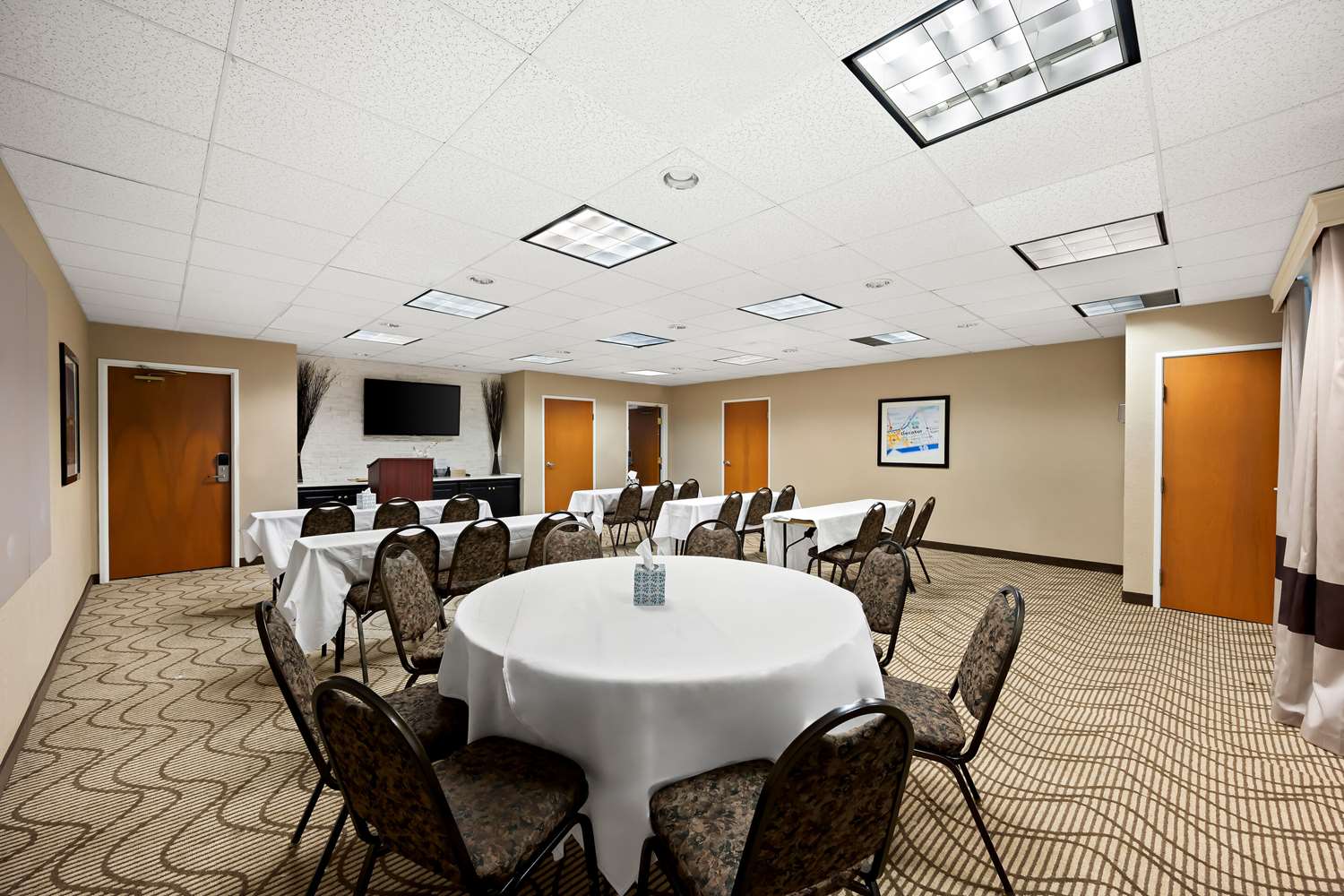 Comfort Inn Suites Decatur Forsyth 11/14