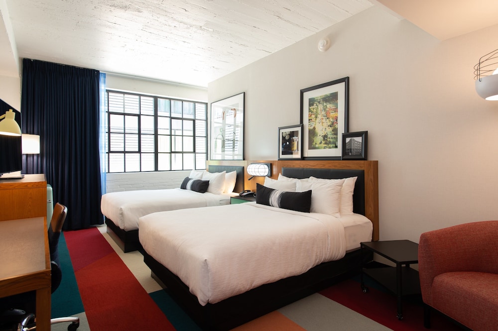 Hotel Indigo Madison Downtown 18/80