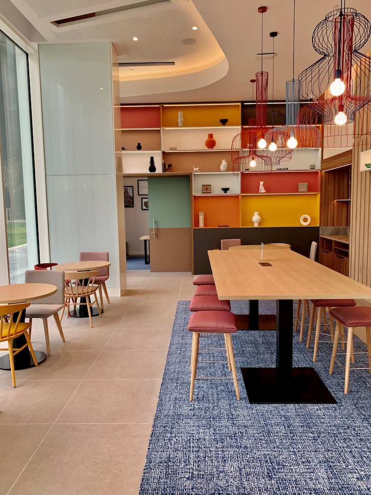 Hampton By Hilton Barcelona Fira Gran Via 36/49