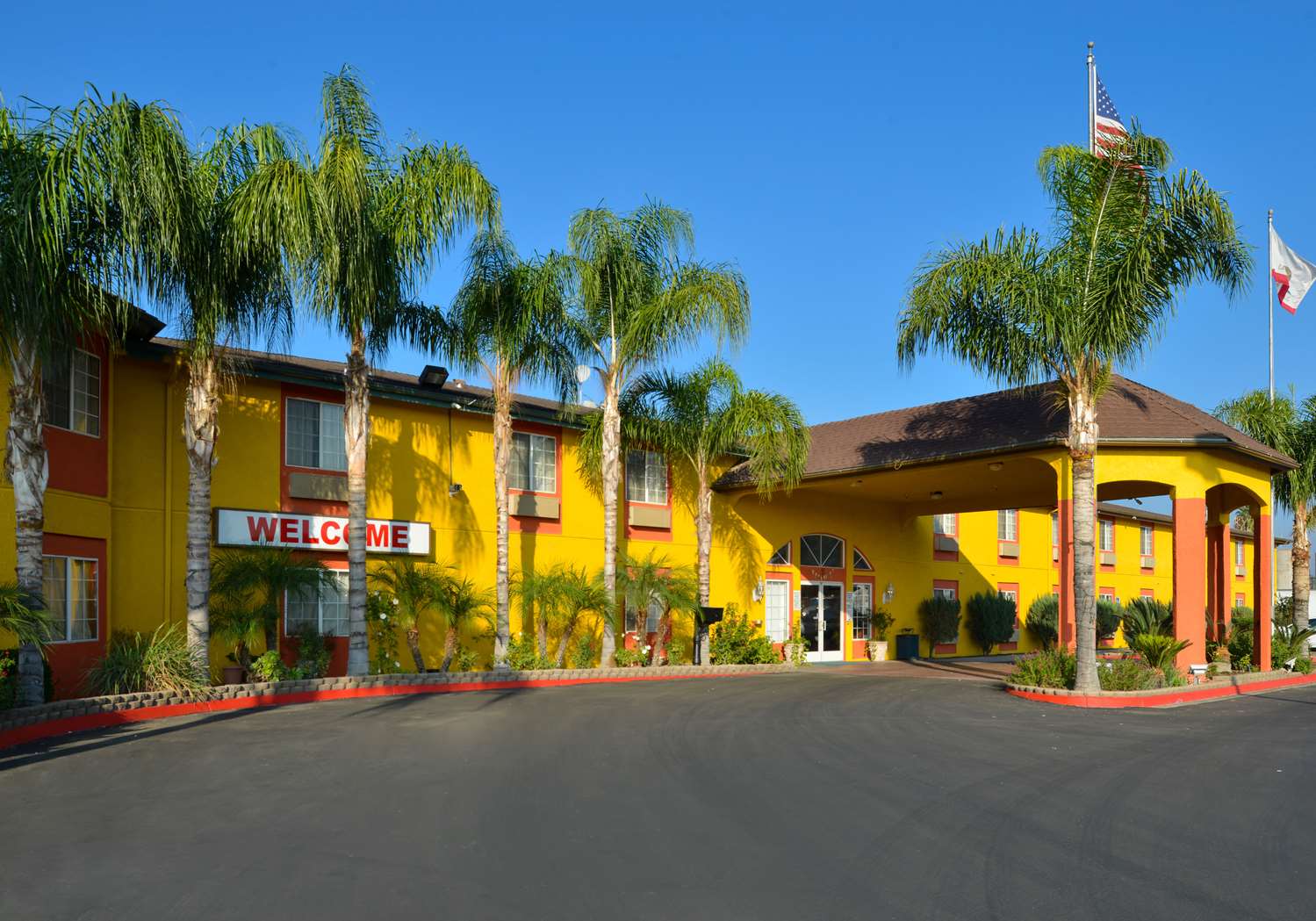 Americas Best Value Inn & Suites Madera 2/10