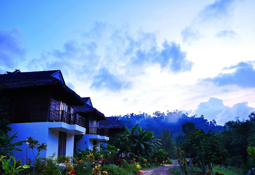 Wareerak Hot Spring And Wellness 40/50