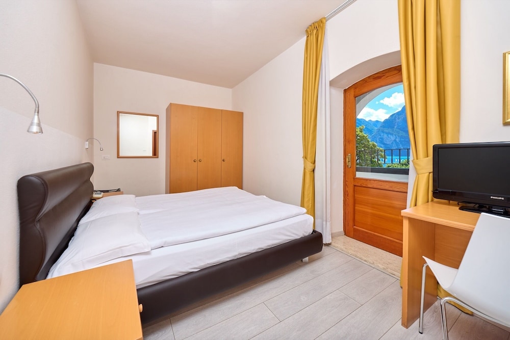 Hotel Geier 14/48